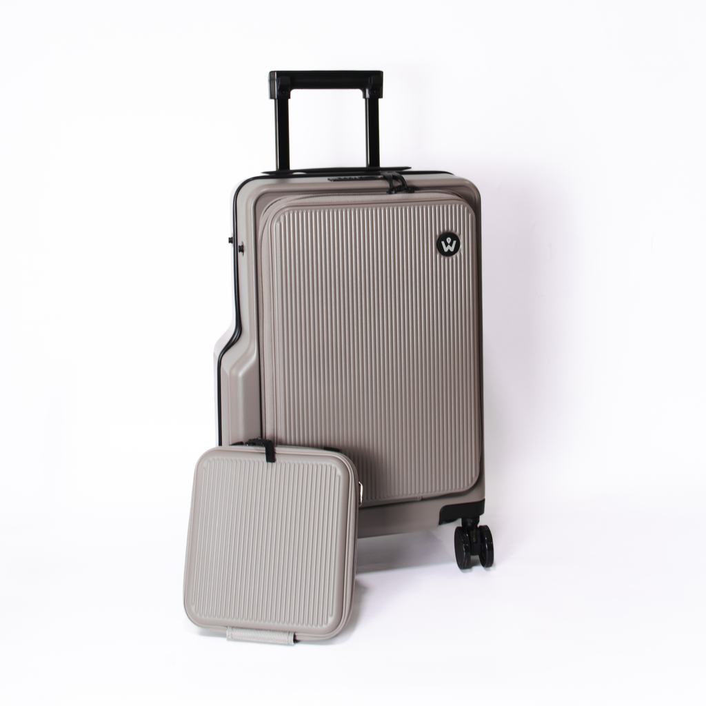 The Carry On Explora Sync Luggage 20 Inch