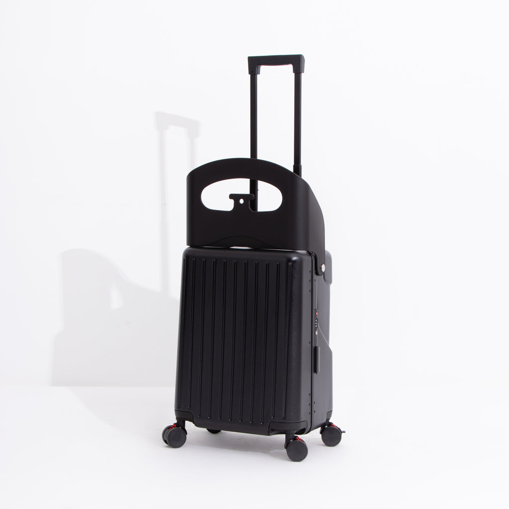 The Carry On Explora Spin Luggage 18 Inch